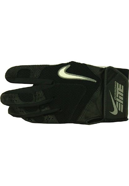 Derek Jeter 2010 Game Used Black Batting Glove