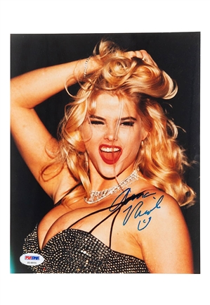 Anna Nicole Smith Autographed 8"x10" Photo (PSA/DNA)