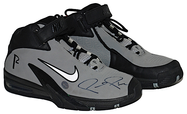 2007-2008 Paul Pierce Boston Celtics Game-Used & Autographed Sneakers (JSA)