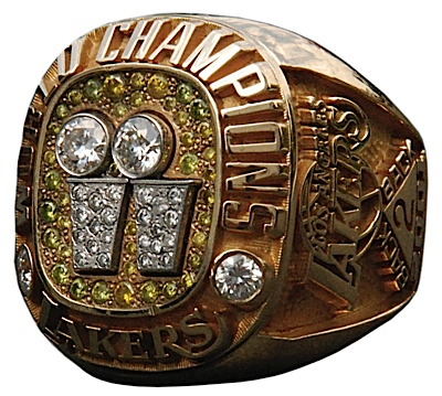 2001 Los Angeles Lakers World Championship Ring (Team Employee)