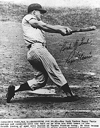 Roger Maris NY Yankees Autographed Photo (JSA)