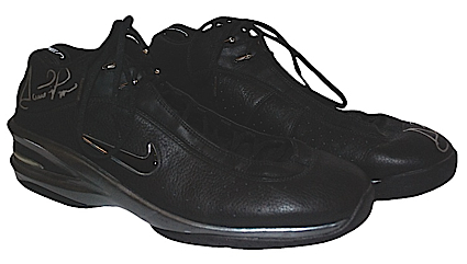 1999-2000 Scottie Pippen Portland Blazers Game-Used & Autographed Sneakers (JSA)