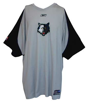 2003-2004 Kevin Garnett Minnesota Timberwolves Worn Home Shooting Shirt with Warm-Up Pants (2) (Team Letter)