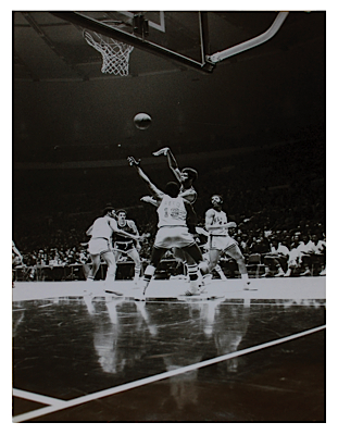 Lot of Lew Alcindor Milwaukee Bucks Original Wire Photos (3)