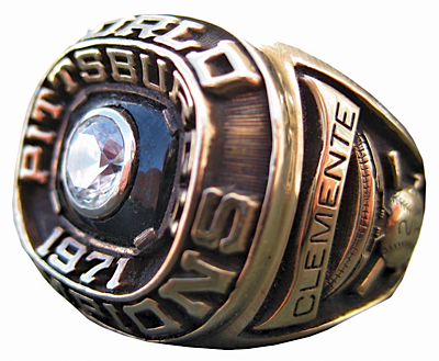 1971 Roberto Clemente Pittsburgh Pirates World Championship Ring (Salesmans Sample)