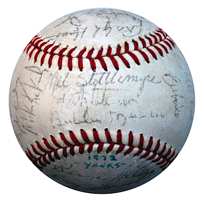 1972 NY Yankees Team Autographed Baseball with Munson (JSA)