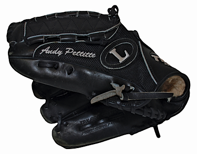 Circa 2001 Andy Pettitte NY Yankees Game-Used & Autographed Glove (JSA) (McNamee LOA)