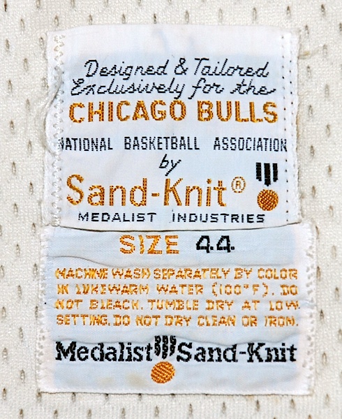 Lot Detail - Mid 1970's Bobby Wilson Chicago Bulls Game-Used Home