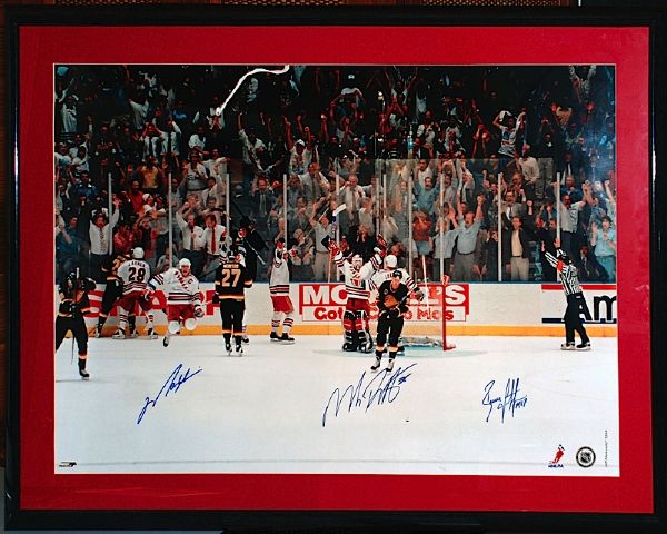 Framed 1994 Stanley Cup Victory at MSG 24 x 36 Photo Autographed by Messier, Leetch & Richter (JSA)
