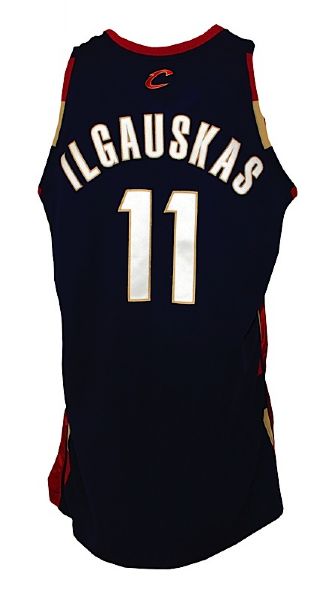 2005-2006 Zydrunas Ilgauskas Cleveland Cavaliers Game-Used & Autographed Road Alternate Jersey (JSA) 