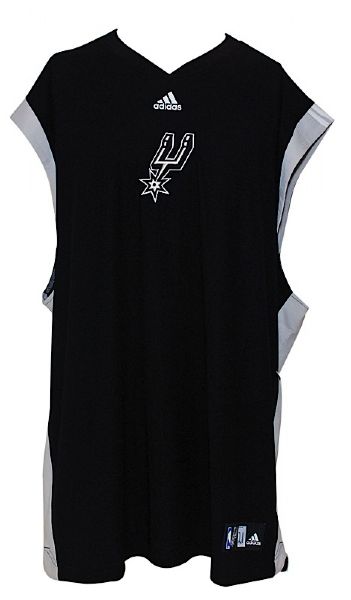 Lot of Tim Duncan San Antonio Spurs Worn Warm-Up Pants & Shooting Shirts (4)