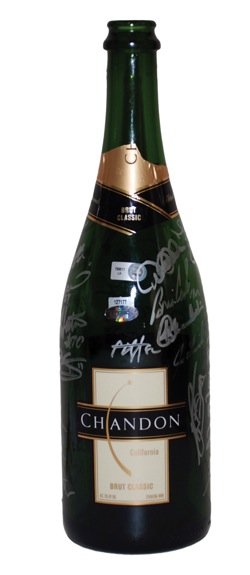 10/25/09 NY Yankees Team Autographed ALCS Celebration Champagne Bottle (JSA) (Steiner)