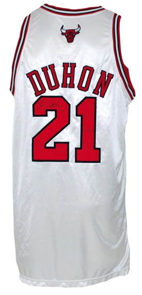 2006-2007 Chris Duhon Chicago Bulls Game-Used and Autographed Road Jersey (JSA)  