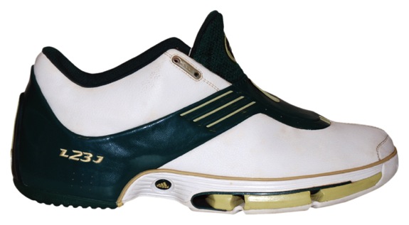 Circa 2003 Lebron James St. Vincent- St. Mary High School Game-Used Sneaker