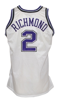 1997-98 Mitch Richmond Sacramento Kings Game-Used & Autographed Home Jersey (JSA)