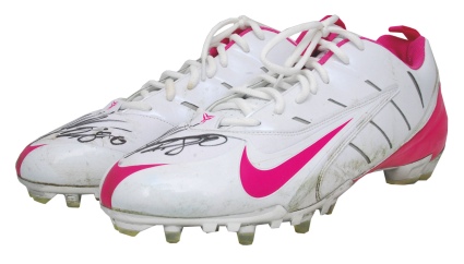 10/4/2009 Andre Johnson Houston Texans Game-Used & Autographed BCA Cleats (NFL PSA/DNA) (JSA)
