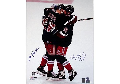Wayne Gretzky/ Mark Messier Hug Celebration Dual Signed 16x20 Photo (Steiner Sports COA)