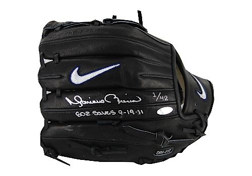 Mariano Rivera Signed Game Model Glove w/ "602 Saves, 9-19-2011" Insc. (LE/42)