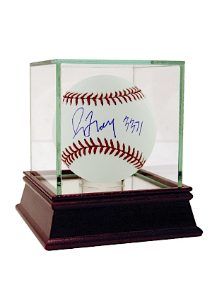 Greg Maddux Autographed MLB Baseball w/ "3371" Insc. (MLB Auth)