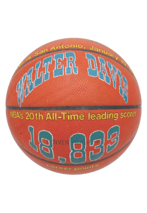 1/19/1991 Walter Davis 18,833 Career Point Basketball (Davis LOA)