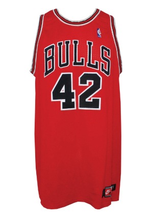 1999-2000 Elton Brand Rookie Chicago Bulls Game-Used & Autographed Road Jersey (JSA)(Bulls COA)