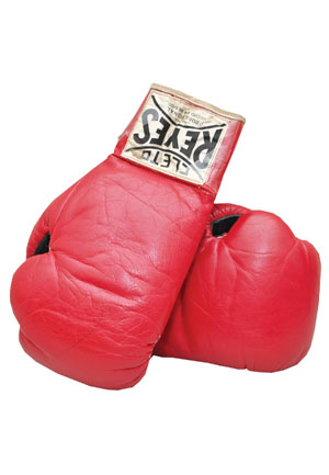 6/20/1980 Roberto Durán Fight-Worn & Autographed Boxing Gloves Worn vs. Sugar Ray Leonard (JSA • Important "No Más" Precursor • “The Brawl In Montreal” Championship Bout)