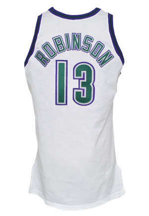 1994-95 Glenn Robinson Rookie Milwaukee Bucks Game-Used Home Jersey with Game-Used Sneakers (3)