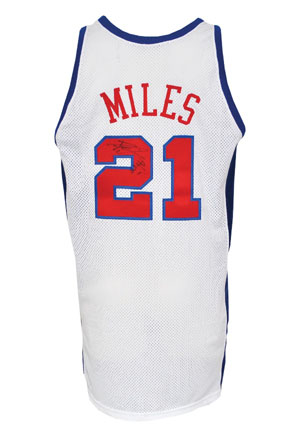 2000-01 Darius Miles Rookie Los Angeles Clippers Team-Issued & Autographed Home Jersey (JSA • Elgin Baylor Collection)