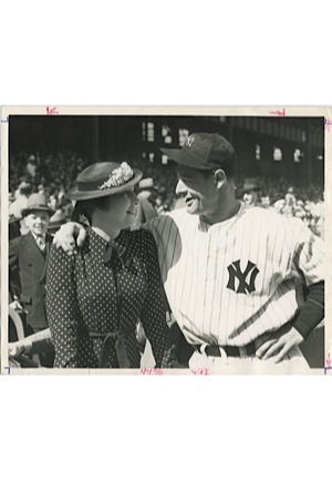 1937 Mr. & Mrs. Lou Gehrig Wire Photo