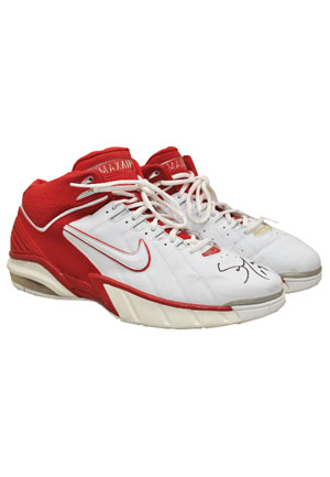 2005-06 Sam Cassell Los Angeles Clippers Game-Used and Autographed Sneakers (2)(JSA • Elgin Baylor Collection)