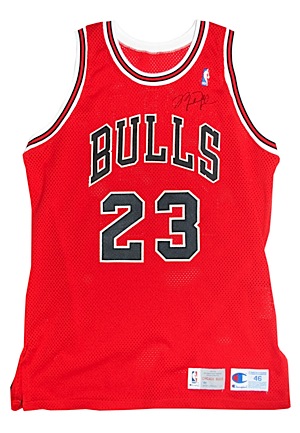 1992-93 Michael Jordan & Scottie Pippen Chicago Bulls Autographed Pro-Cut Road Jerseys (2)(JSA)