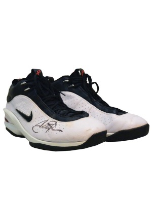Scottie Pippen Chicago Bulls Game-Used & Autographed Sneakers (JSA • Scout LOA)