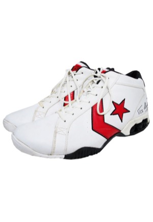 Toni Kukoc Chicago Bulls Game-Used & Autographed Sneakers (JSA)