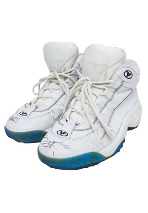 Muggsy Bogues Game-Used & Autographed Sneakers (JSA) 