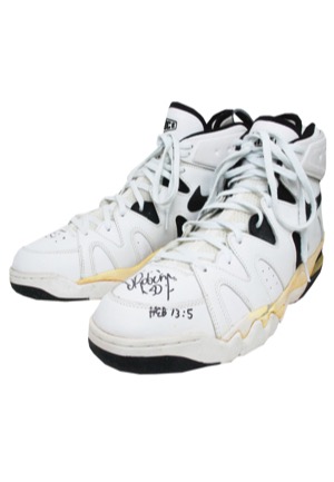 David Robinson San Antonio Spurs Game-Used & Twice-Autographed Sneakers (JSA)