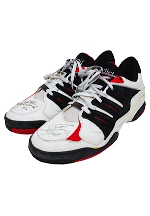 Circa 1993 Scott Williams Chicago Bulls Game-Used & Twice-Autographed Sneakers with "3 Peat" Inscription (JSA)