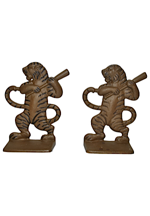 Vintage Style Cast Iron Bookends Modeled After The "Batting Tiger" Featured On The Figural End Caps At Tigers Stadium (2)