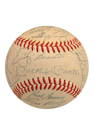 1962 New York Yankees Team-Signed Baseball with Sandy Koufax (Full JSA • Championship Season)