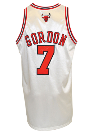 2006-07 Ben Gordon Chicago Bulls Game-Used & Autographed Home Jersey (JSA • CharitaBulls LOA)