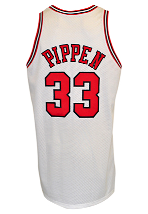 1997-98 Scottie Pippen Chicago Bulls Game-Used Home Jersey (Championship Season)
