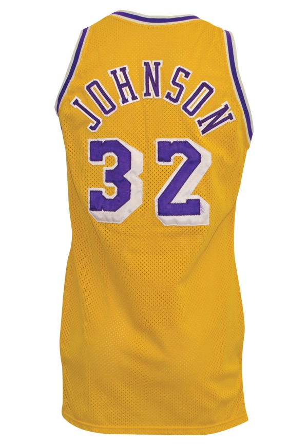 magic johnson's jersey number