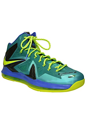 2012-13 LeBron James Miami Heat "Green Week" Game-Used & Autographed Single Sneaker (JSA • UDA COA)