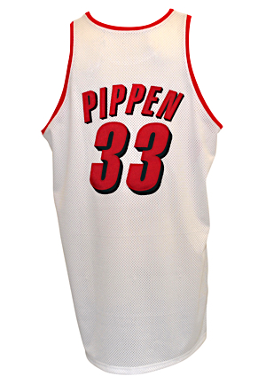 1999-00 Scottie Pippen Portland Trail Blazers Game-Used & Autographed Home Jersey (JSA)