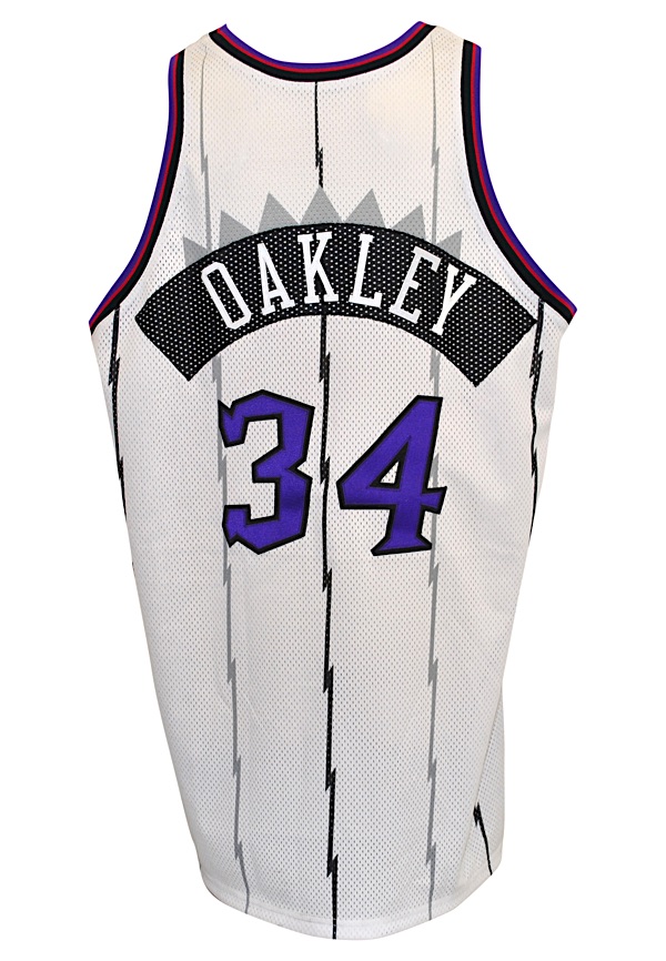 Lot Detail - 1998-99 Charles Oakley Toronto Raptors Game-Used Home Jersey