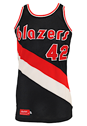 1977-78 Wally Walker Portland Trail Blazers Game-Used Road Uniform (2)(Graded 10)