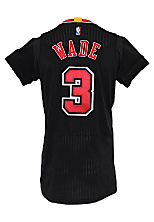 2016-17 Dwyane Wade Chicago Bulls Game-Used Alternate Jersey