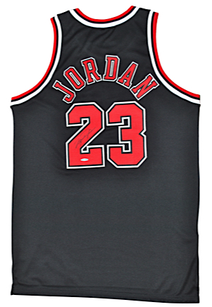 Michael Jordan Chicago Bulls Autographed Black Alternate Authentic Jersey (JSA • UDA)