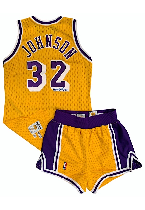 1990-91 Magic Johnson Game Worn & Signed Los Angeles Lakers, Lot #59733