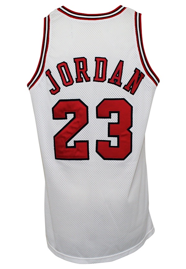 Lot Detail - 1997-98 Michael Jordan Chicago Bulls Player-Worn