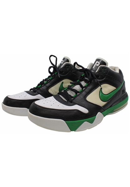 2009-10 Paul Pierce Boston Celtics Game-Used Shoes